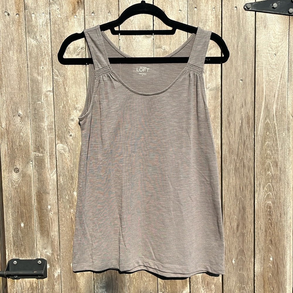 ANN TAYLOR Loft Gray Sleeveless Top,Size Small